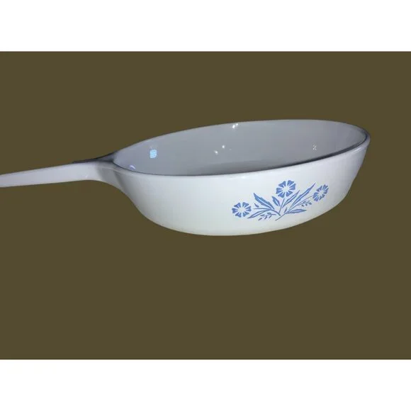 Vintage Corning Ware P-83-B Blue Cornflower 6 1/2 " Skillet - Picture 2 of 15